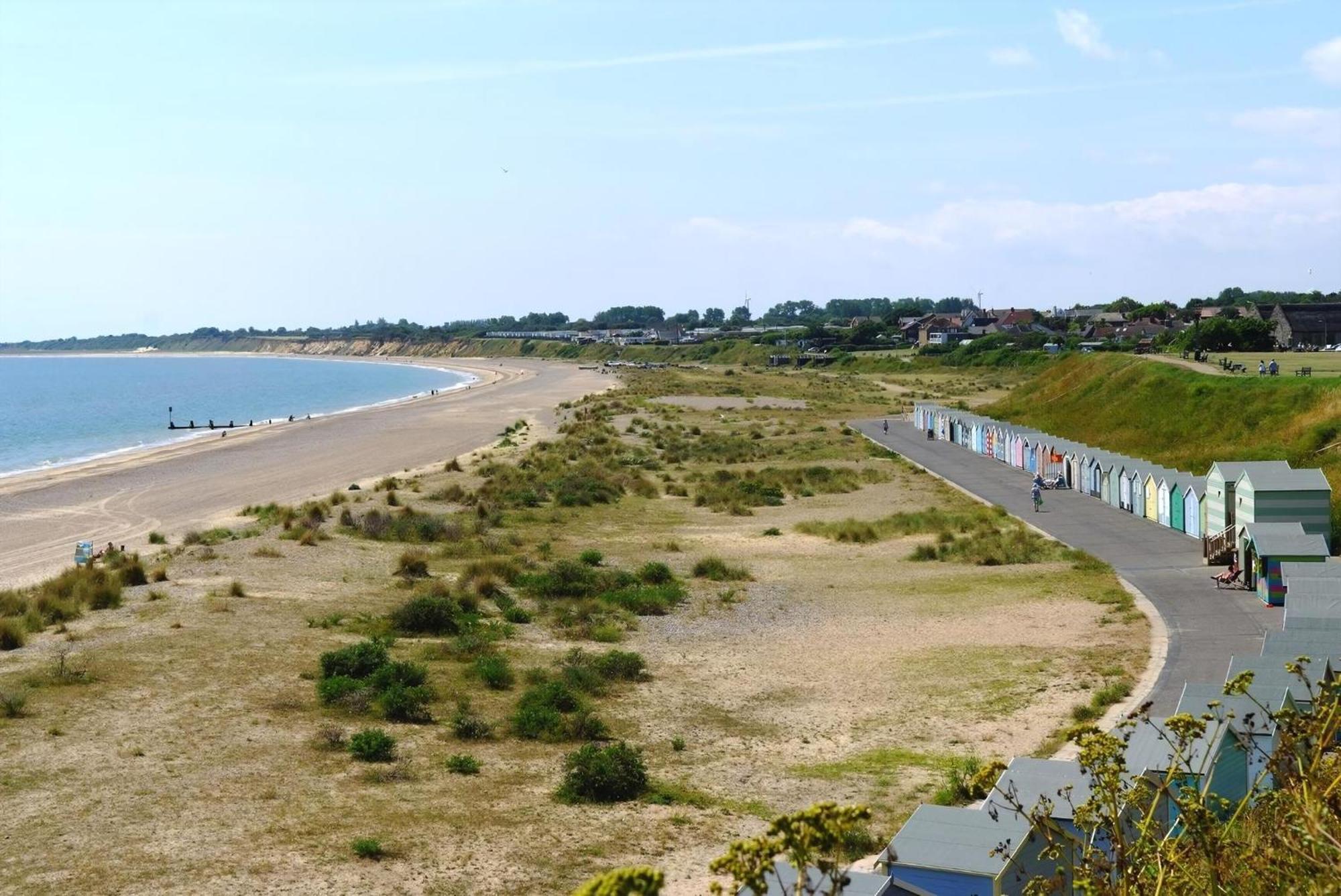 Great Dog Friendly Caravan For Hire At North Denes In Suffolk Ref 40068Nd Hotel Lowestoft Exterior photo